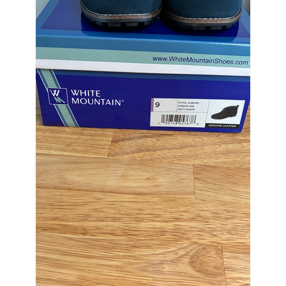 White Mountain Auburn Navy Suede Leather Lace Up Ankle Lug Booties - Size 9 - Picture 3 of 14